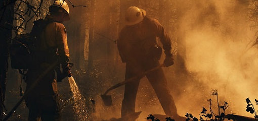 Fire Fighters tackling forest blaze in United States