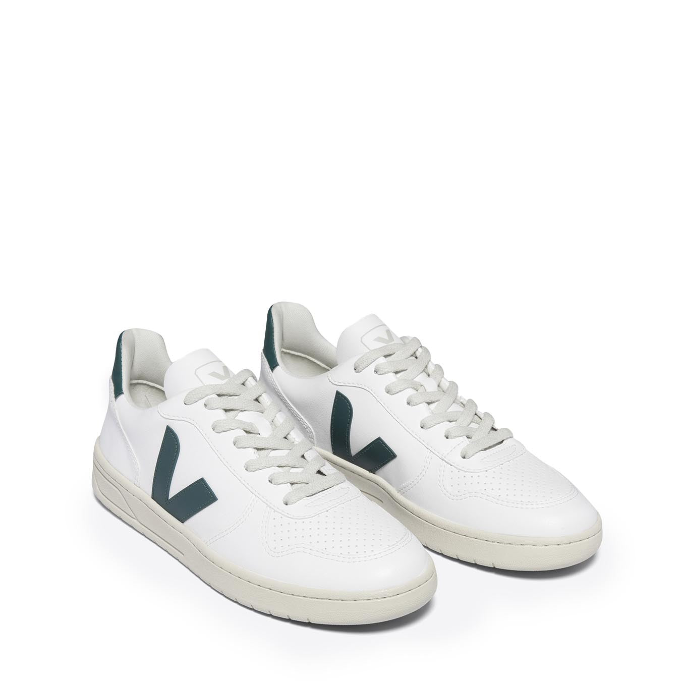 Veja Womens V-10 White Brittany - The Sporting Lodge