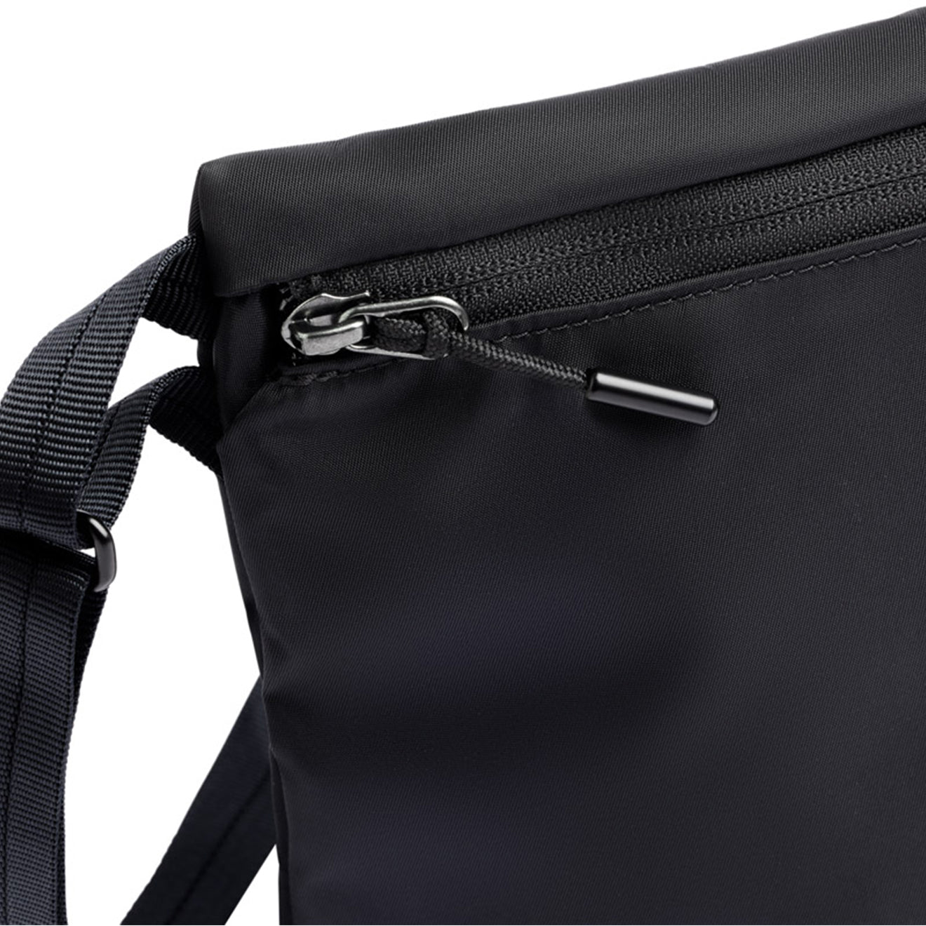 Bellroy Laneway Sacoche Bag Ink - The Sporting Lodge